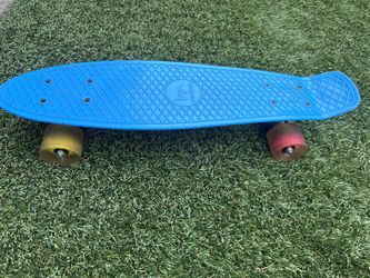 Skateboard +Light-Up Wheels