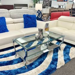 Gorgeous Modern White Sofa & Loveseat (don’t miss these living room furniture deals)!
