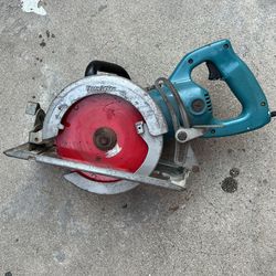 Makita Hypoid Circular Saw 5077B 7-1/4 in. 13 Amp Corded Heavy Duty Worm Drive