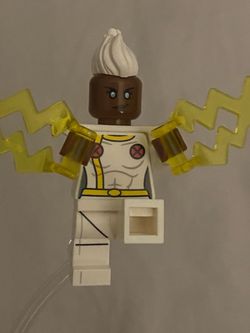 LEGO Storm X-Men Minifigure with Cape and Lightning Bolts