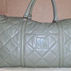 Steve Madden Speedyp Quilted Weekender bag. 