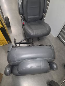 Leather sets (1999 Nissan quest