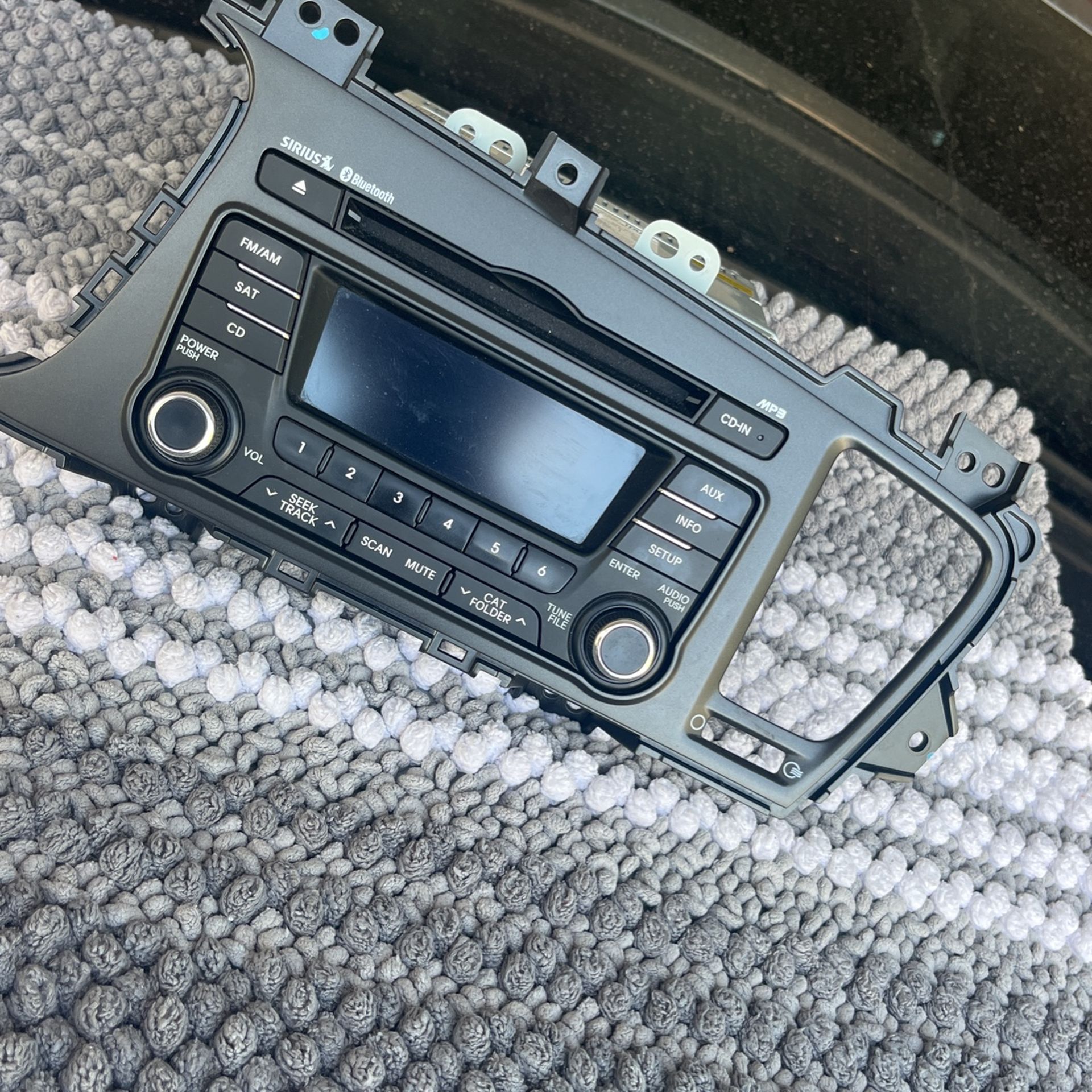 2013 Kia Optima Radio