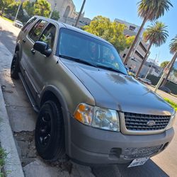 2002 Ford Explorer