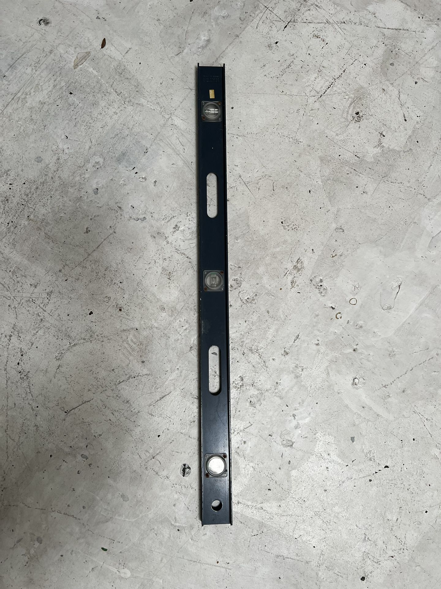 Vintage Metal mayes level ruler 3ft