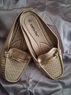Vendo 2 pares de zapatos zize 8