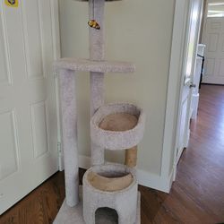 Kitty Cat Lounging Tree And Scratching Post