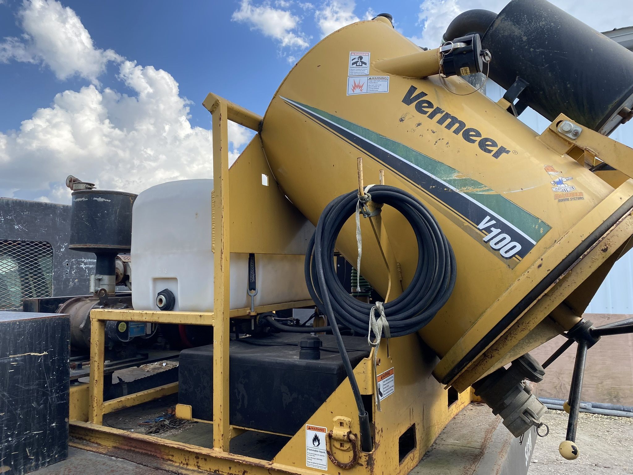 Vermeer V100