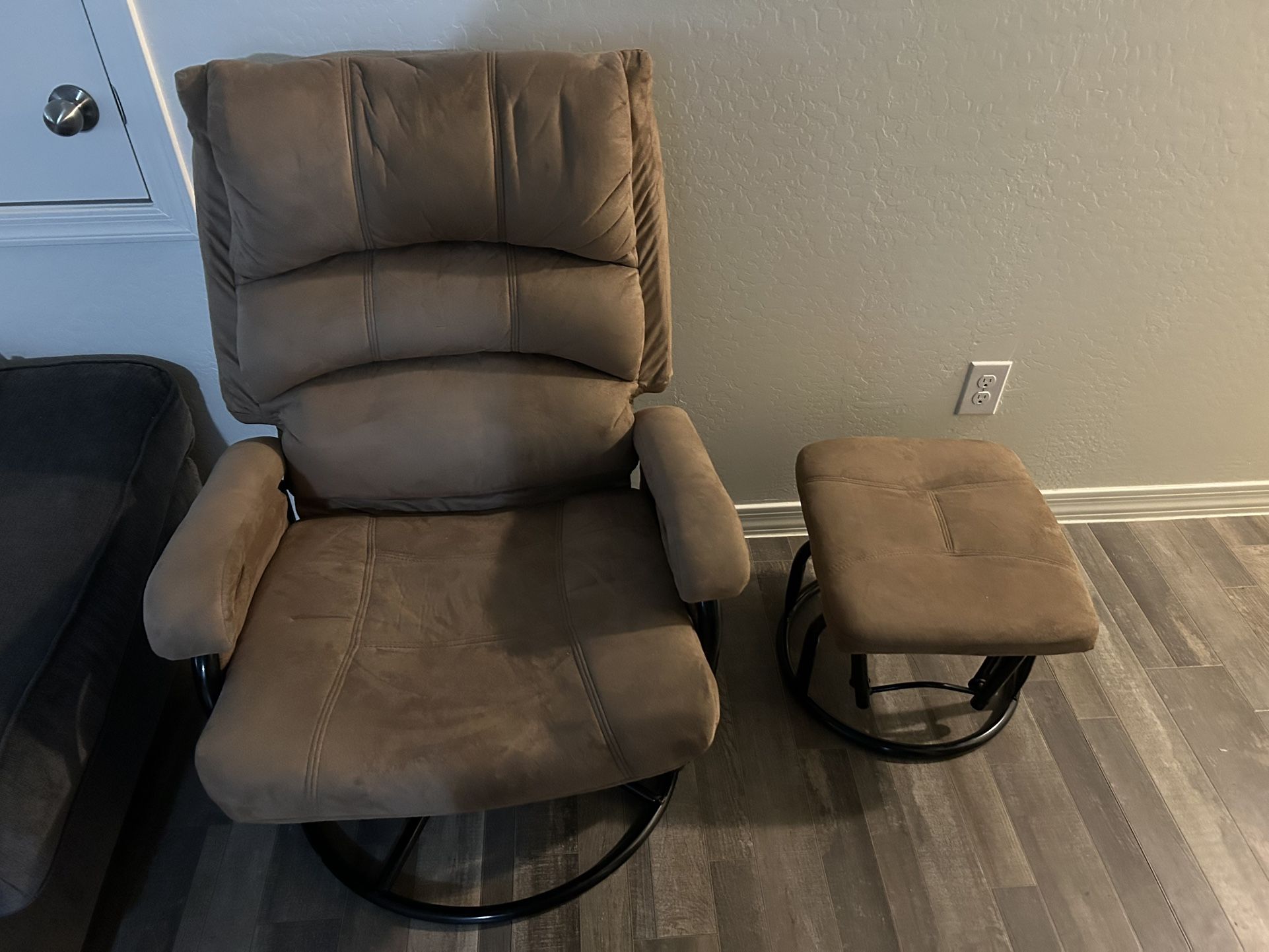 Recliner With Ottoman