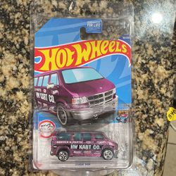 Hot Wheel Dodge Van Super Treasure Hunt