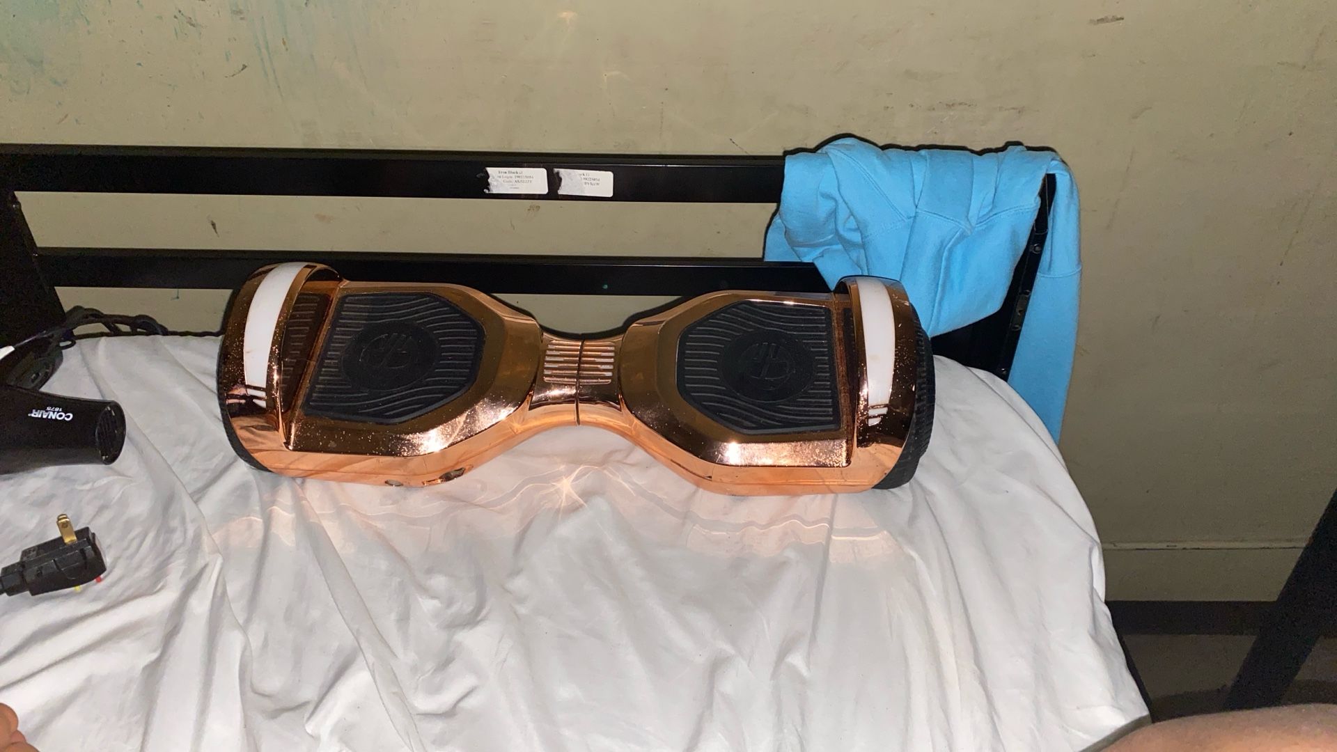 Hoverboard – Works Great – Needs Charger