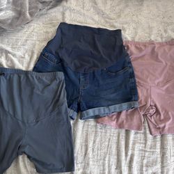 Maternity Shorts Size M