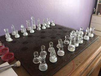 Glass chess set