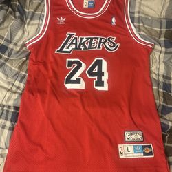 Kobe Bryant Red Limited Lakers Jersey  Sz Large 