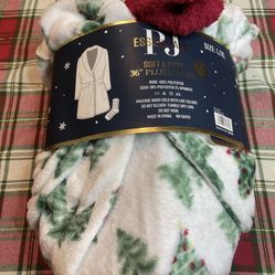 PJ Essential Soft & Cozy 36” Plush Robe Size      L/XL With Sock