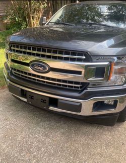 Front Bumper Upper Grille Black with Chrome Replacement for F150 Pickup 4-Door 2018 2019 2020 JL3Z8200EB (K)