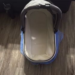 Baby Bassinet/ Bedside Sleeper
