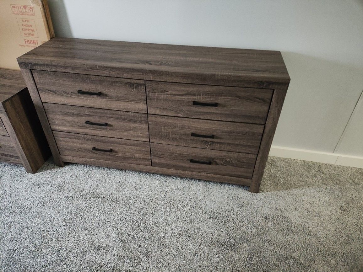 Dresser And Chest With The Mirror In Box Brand New
