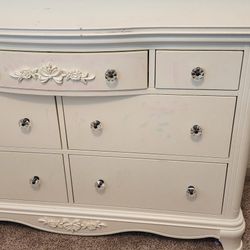Dresser Addison, Bassett