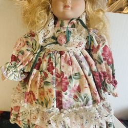 Beautiful Collectible Porcelain Doll