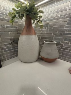 Set of vases (greenery not included)