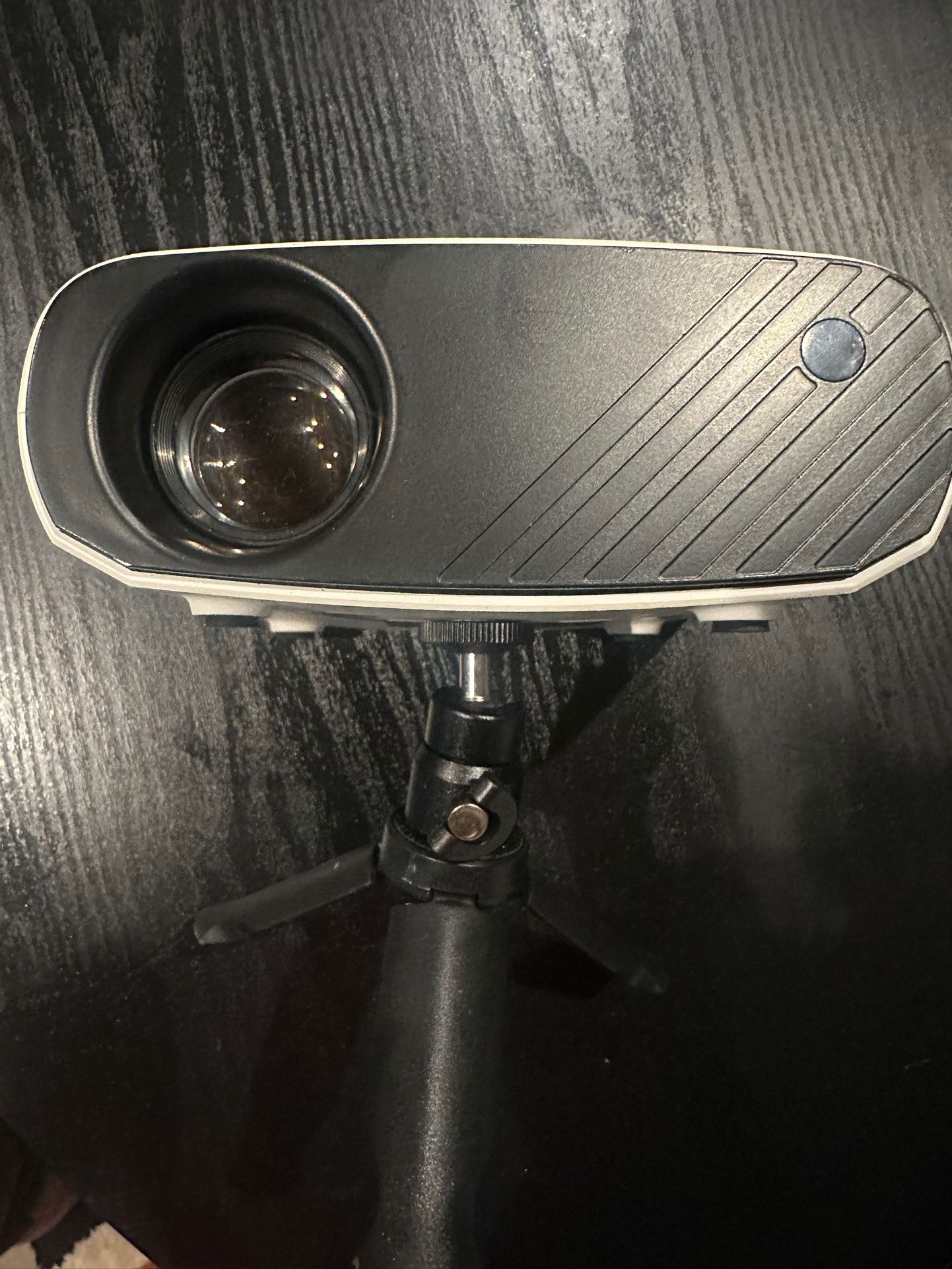 π₯ Mini Projector with Remote + Accessories & Carrying Case β Great Condition!