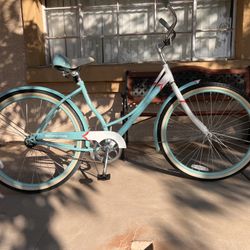 Schwinn Legacy 26" Cruiser Bike - Blue/White