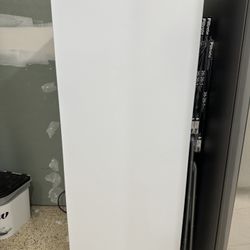 Upright Freezer 