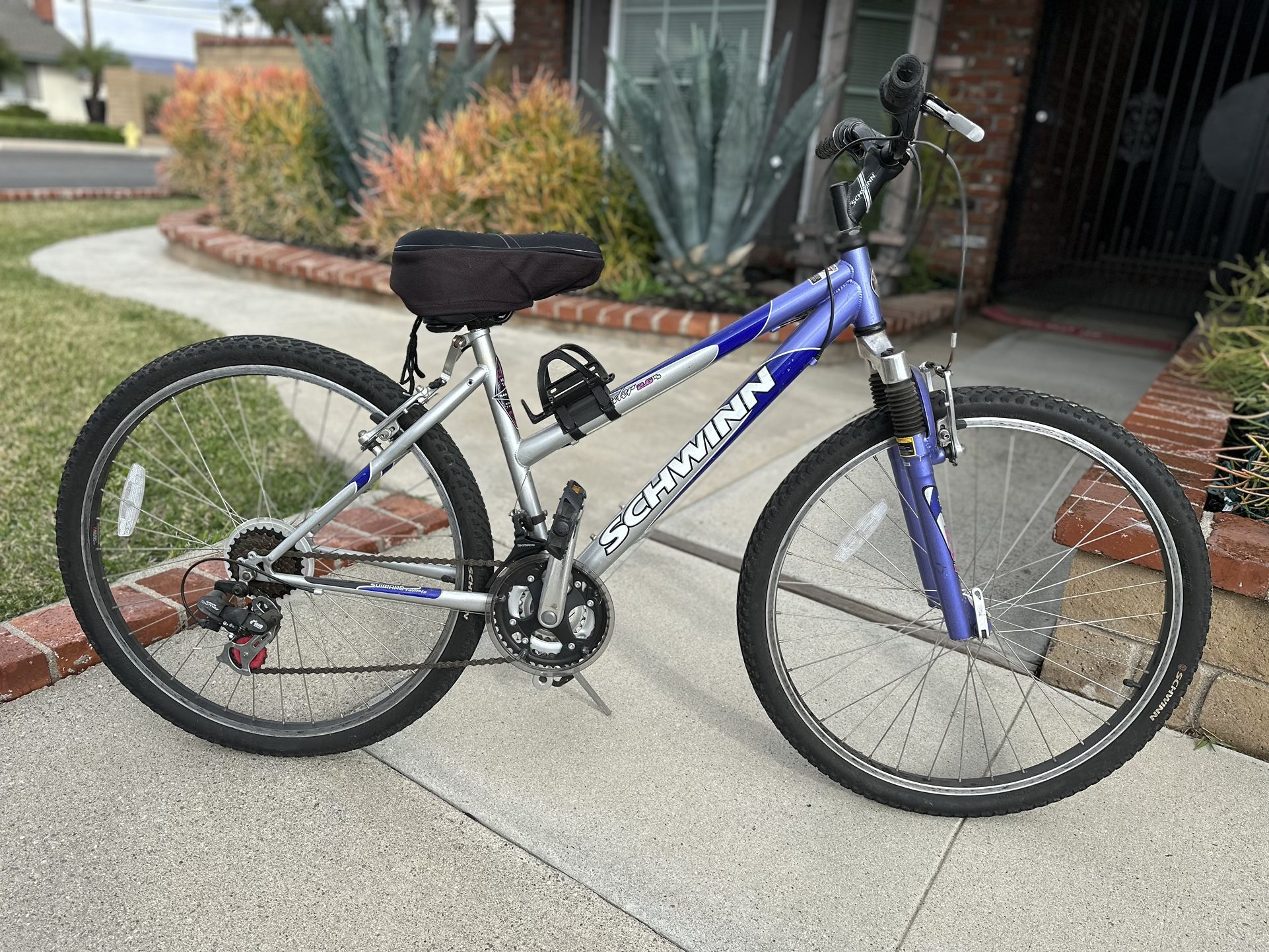 Schwinn Mountain Bike / 26”