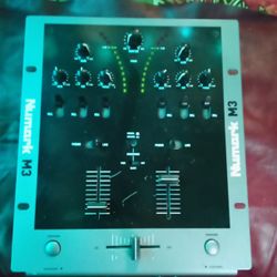 Numark M3 Total Steal!!!!!!!! Must Sale ASAP