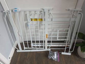 Regalo Extra Wide Safety Gate with Pet Door & Hardware
