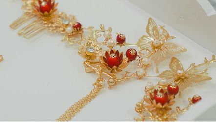 Hair accessories