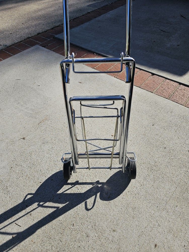Dolly Small Silver Light Weight 