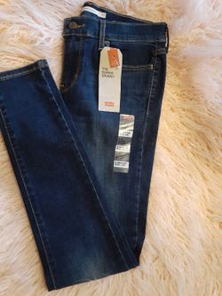 New Levis 710 for women