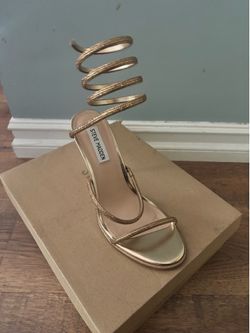 Steve Madden NEW heels