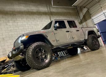 This week. Sale. 2.5” Leveling kit with installation. For JEEP GLADIATOR JT