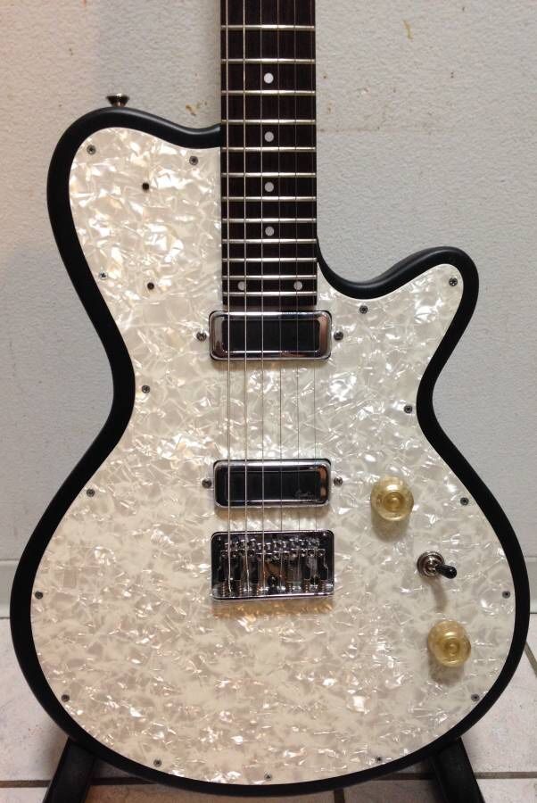 1999 Godin Radiator Electric Guitar Made in Canada