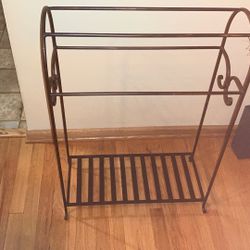 Comforter/quilt Rack