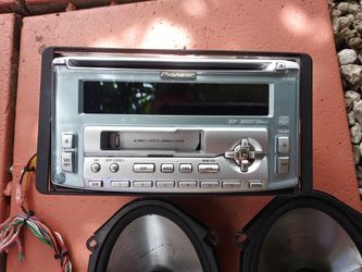Car radio pionner used