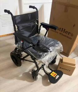 Electric travel chair