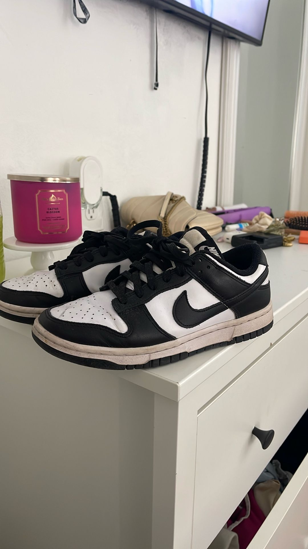 Pandas Nike