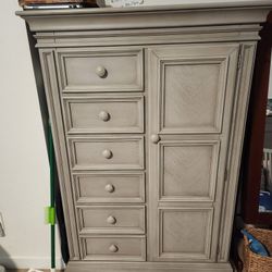 Armoire