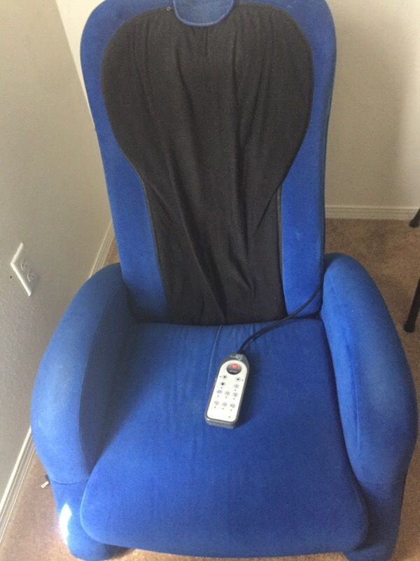 iJoy massage chair with calf massager