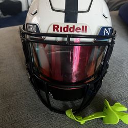 speed flex football helmet(SEND OFFERS)