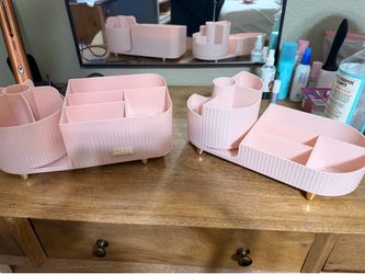 Makeup vanity organizers