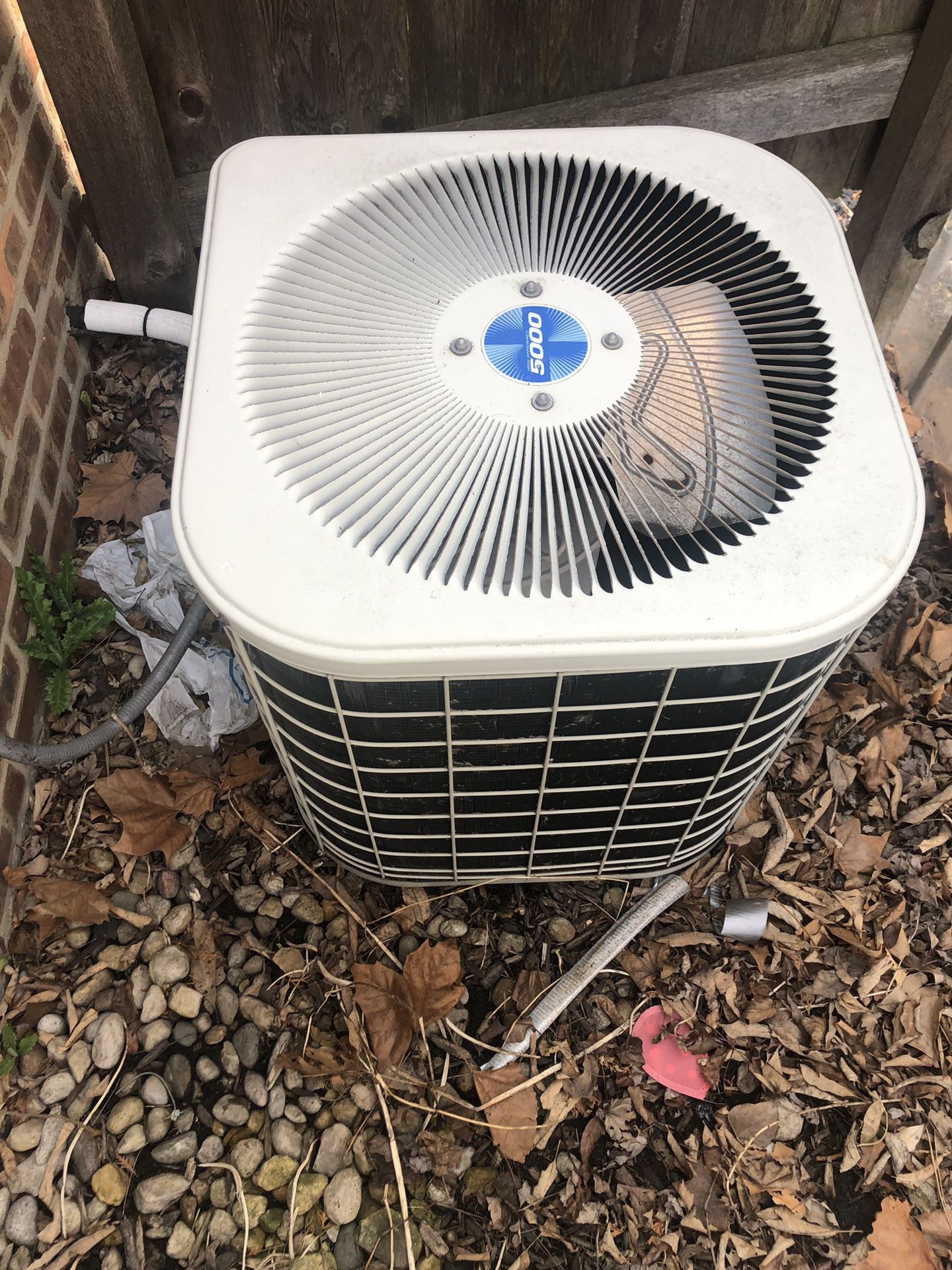2 - 1/2 ton ac condenser r 22 works perfectly will remove after you stop over