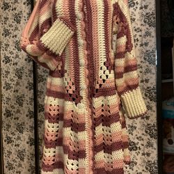 New Long Handmade  Crotchet Cárdigan 