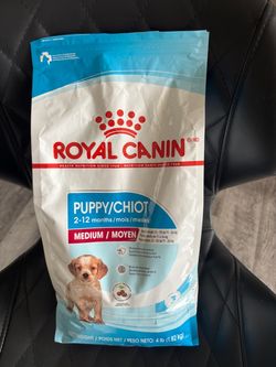 Royal Canin Puppy/ Chiot 2-12 Months 4lbs