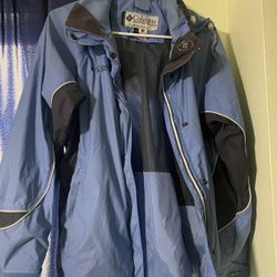 Light Blue Vintage Columbia Jacket (M)