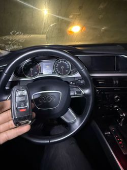 Car Keys N Remotes/ Llaves Con Control